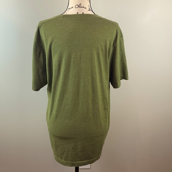 Old Navy Collectabilitees Totally Classics Vintage Style MTV Tee NWOT - Picture 7 of 7